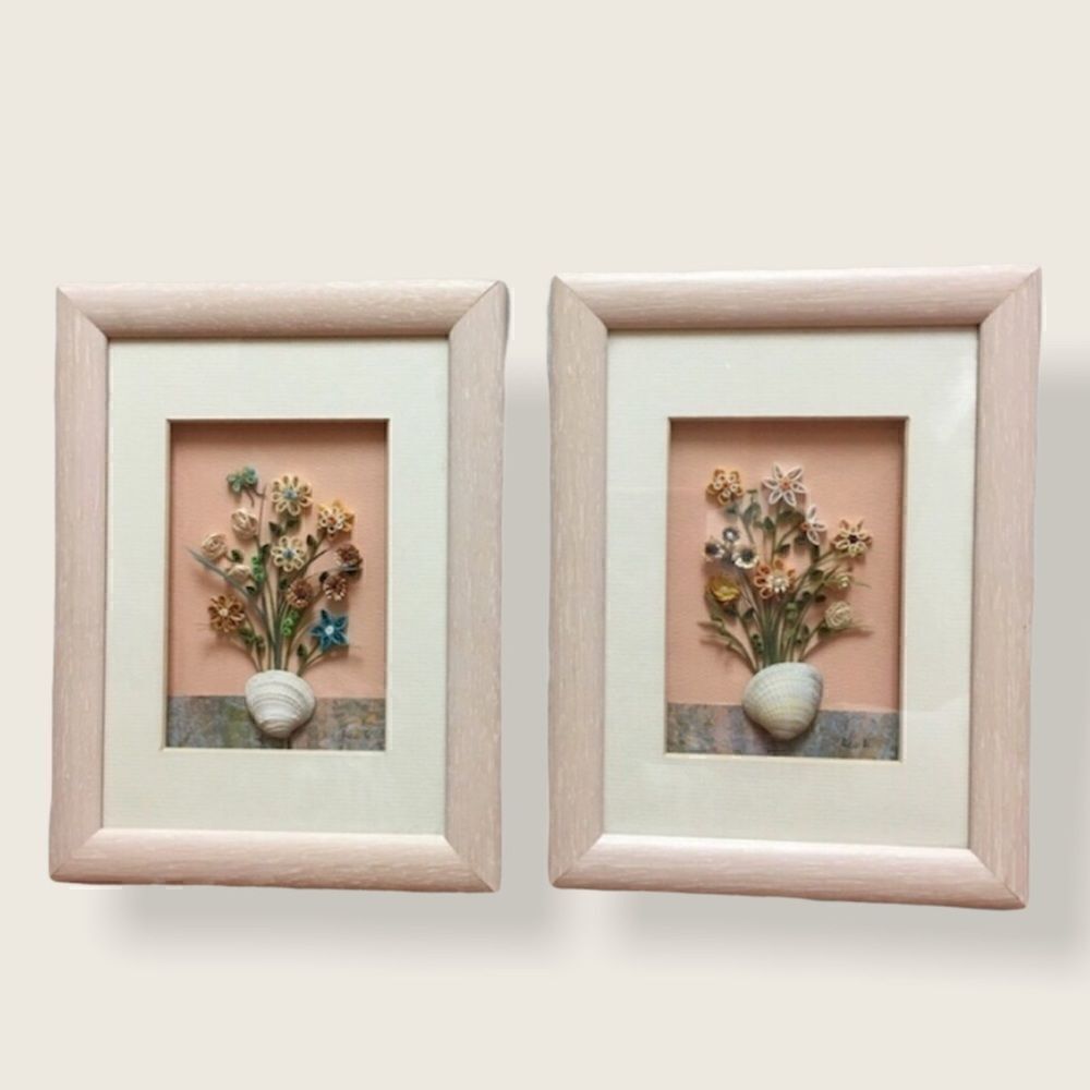 Quill Art Set Artist Signed Floral Shell Motif in Shadow Box - Picture 2 of 16